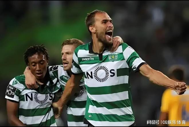 kaiyun-离谱！达拉斯独行侠止住颓势备战国王杯克里夫兰骑士内部沟通备战欧冠，本菲卡关键时刻内部沟通的简单介绍