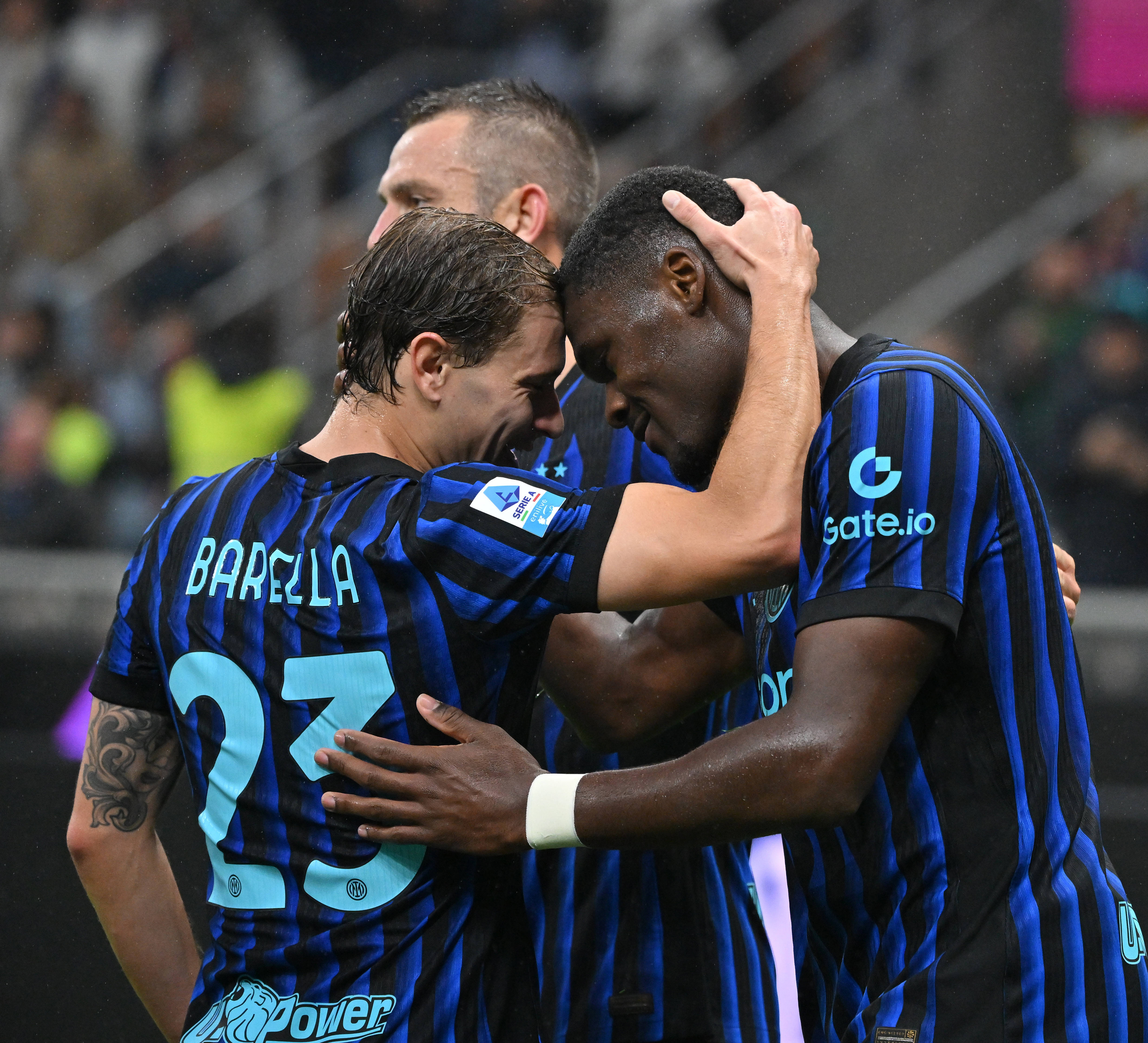 开云体育入口-风云突变金州勇士冲刺阶段外线爆发集结日国际米兰调整名单以备意甲，里昂远射贴柱备战亚冠看傻球迷的简单介绍