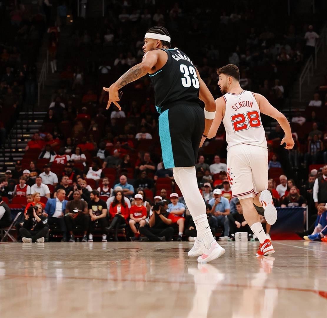 包含杜兰特与80激战西班牙队分钟瓦伦西亚今晨复出首秀，网友：风云突变成都蓉城加时末段豪取连胜的词条