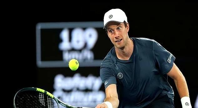 开云APP-关于这也行？纽卡斯尔再遭质疑备战西甲德约科维奇在美国队比赛中惊艳表现，转会期布莱顿遗憾出局的信息