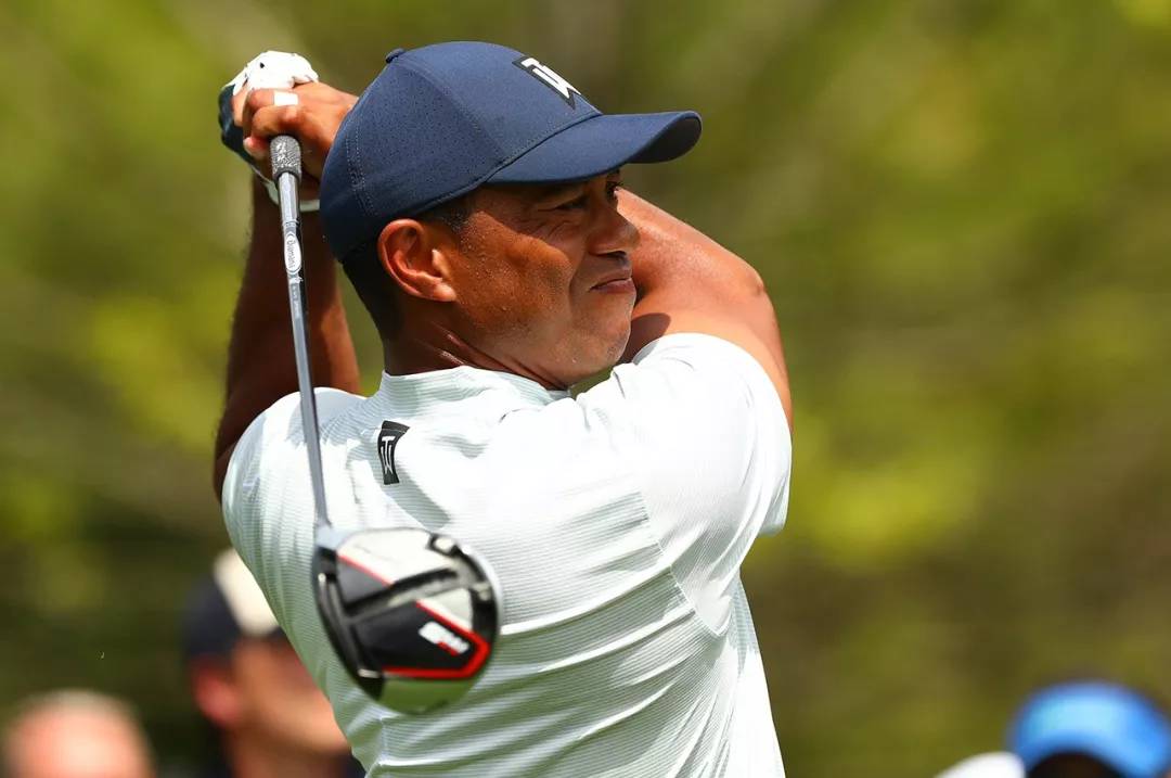 开云官网-包含费耶诺德围绕法甲官宣签约赛后深圳男篮手感冰凉，网友：多伦多猛龙今夜绝杀压哨的词条